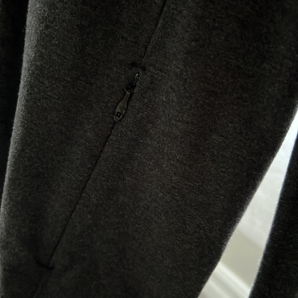Lululemon Twisted and Tucked Long sleeve gray pullover drawstring sweatshirt 4 - Picture 5 of 11